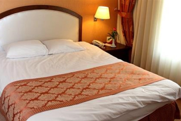 Parsian Kowsar Hotel (Téhéran)